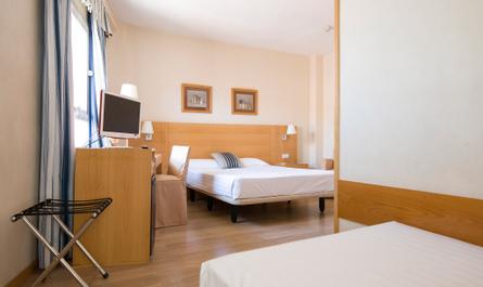 Hotel Infanta Mercedes | Madrid | TRIPLE ROOM